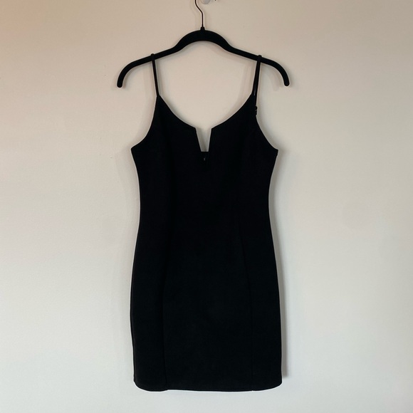 Black Slim Fitting Dress - Picture 1 of 6